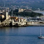 Appart'city Aparthotel 3*