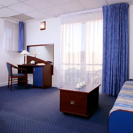 Appart'city Aparthotel Antibes
