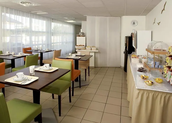 מלון דירות Appart'city 3*